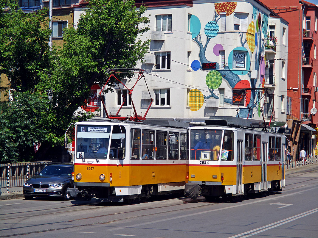 София, Tatra T6A2B № 3007; София, Tatra T6A2SF № 2054 София, Tatra T6A2B № 3007; София, Tatra T6A2SF № 2054
