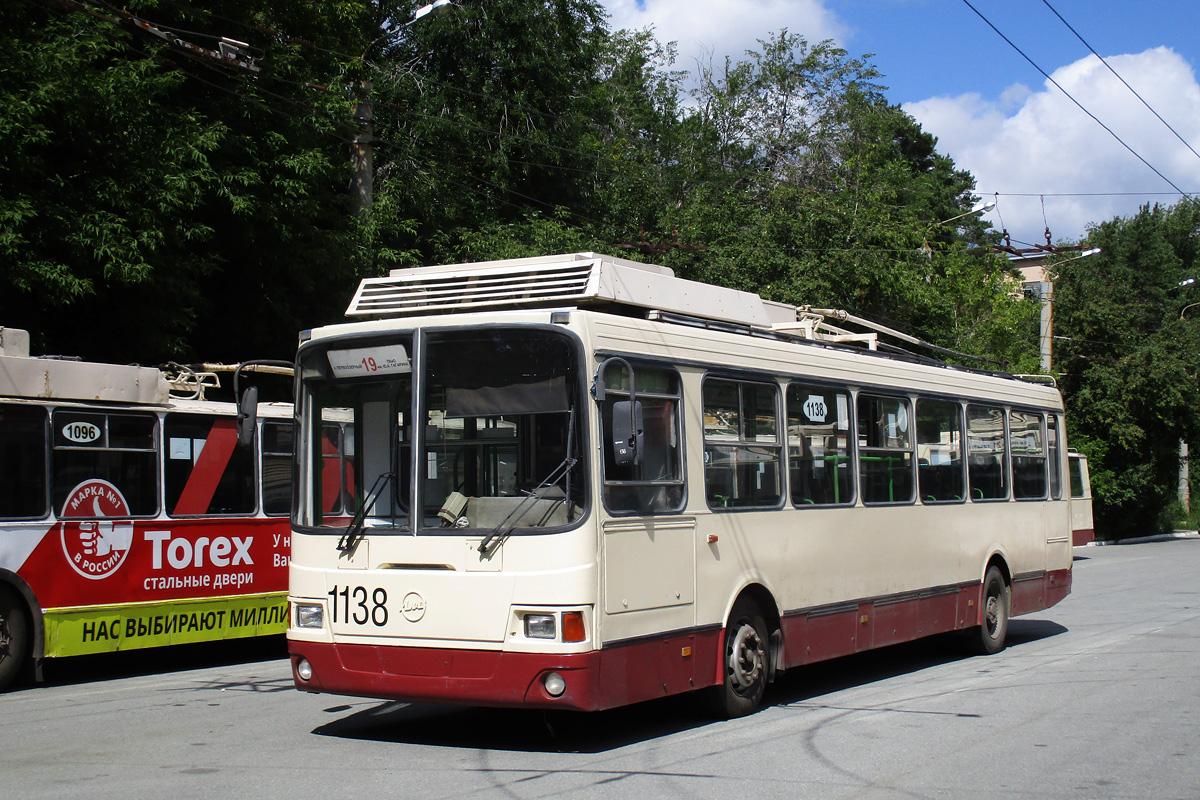 Челябинск, ЛиАЗ-5280 (ВЗТМ) № 1138