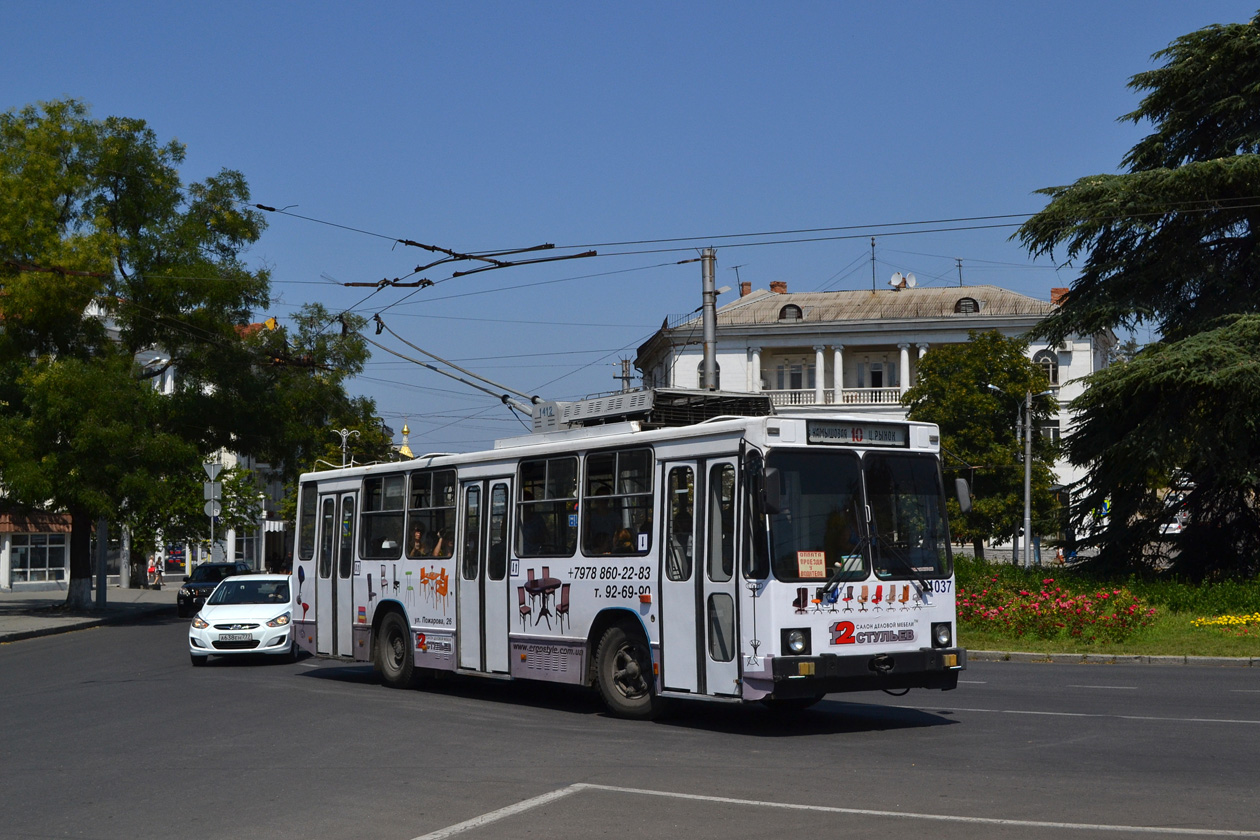 Севастополь, ЮМЗ Т2 № 1037