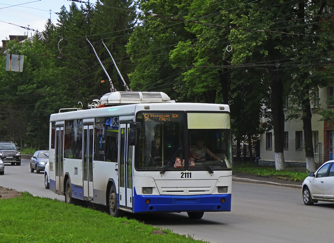 Уфа, НефАЗ-БТЗ 52765Р № 2111