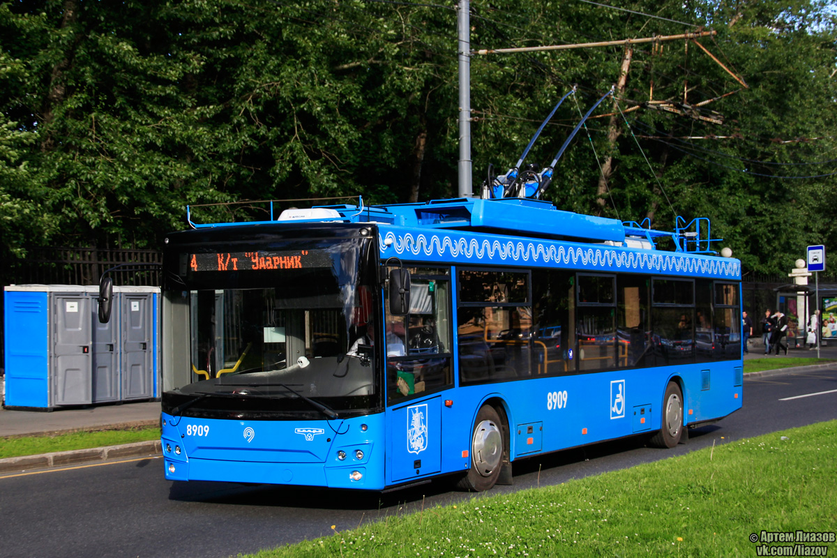 Moskva, SVARZ-MAZ-6275 č. 8909