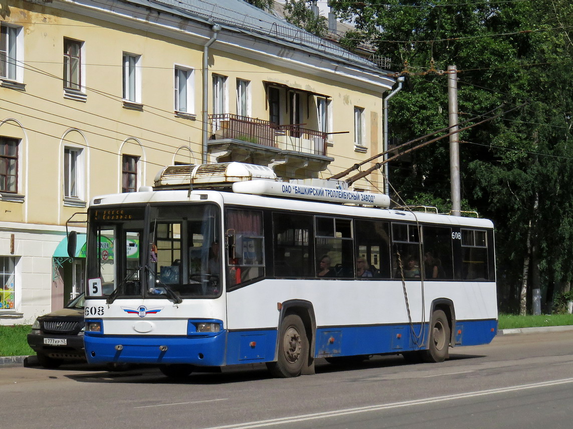 Kirov, BTZ-52768A č. 608