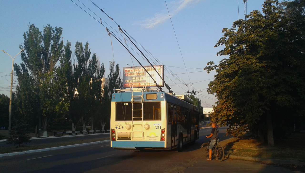 Мариуполь, Дніпро Т103 № 211
