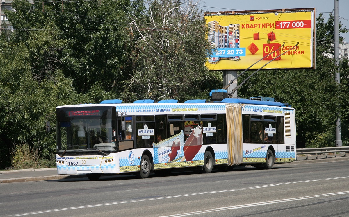 კიევი, LAZ E301D1 № 1607