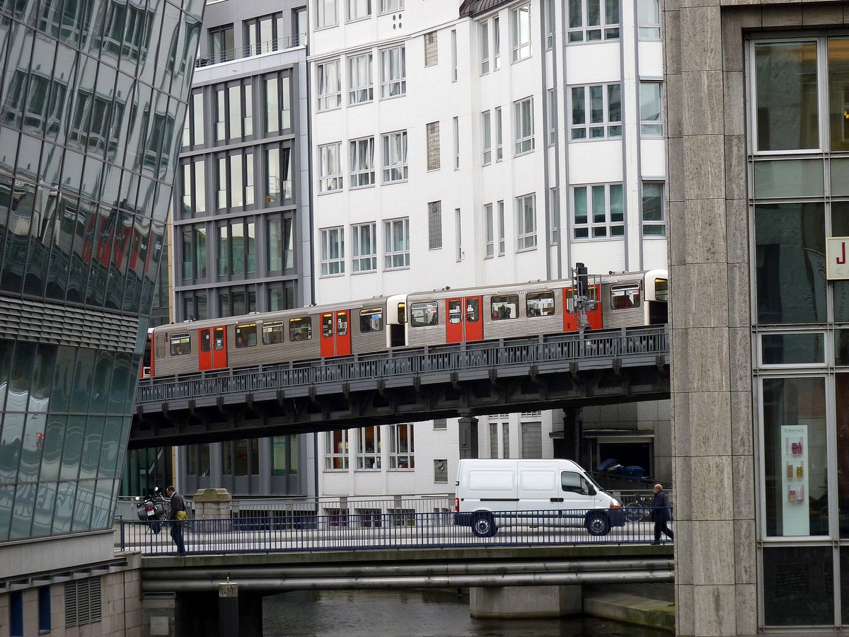 Гамбург, HHA DT3.2 № 832