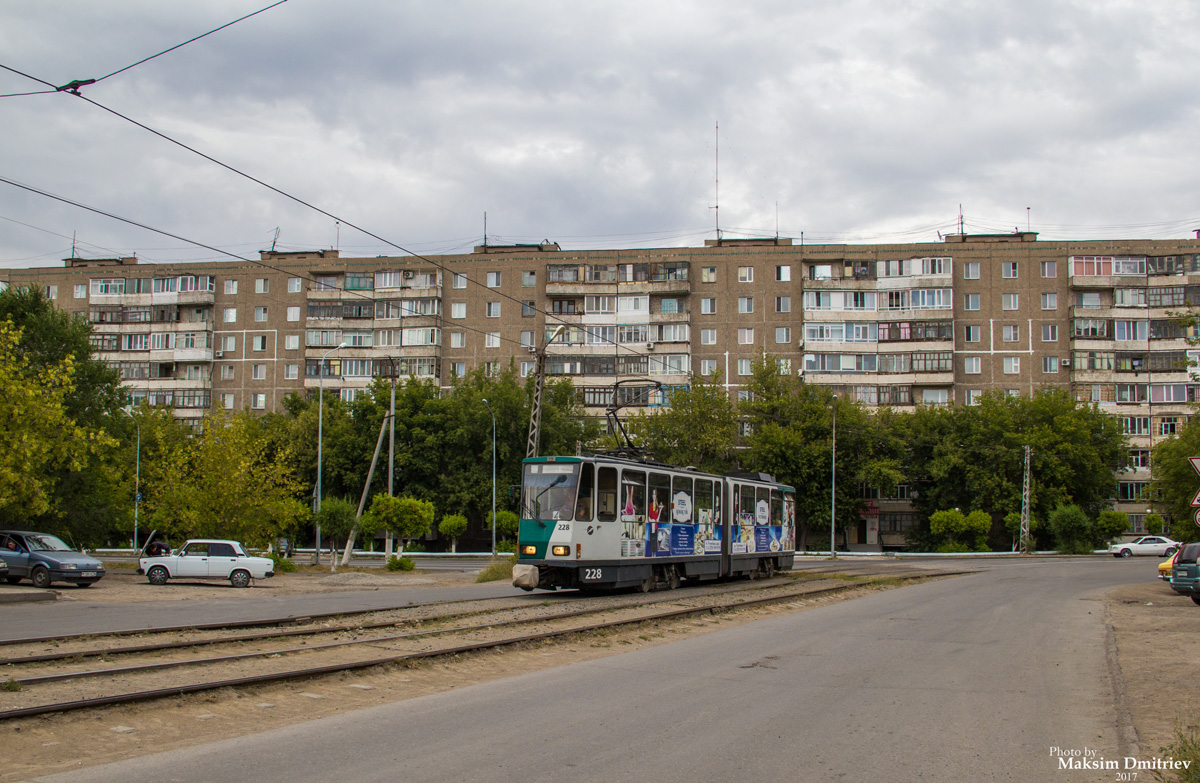 鐵米爾套, Tatra KT4DM # 228