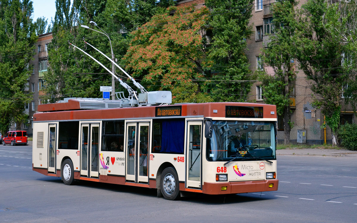 Кривой Рог, ЮМЗ E186 № 648