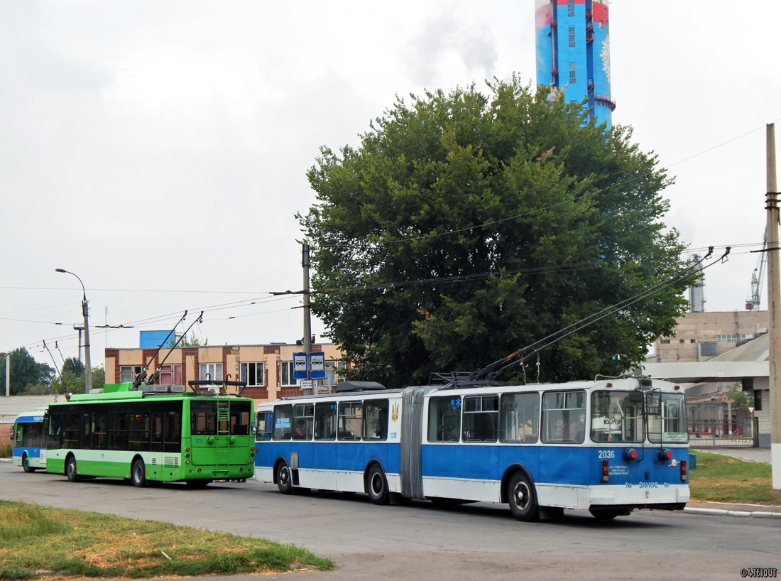 Черкассы, ЗиУ-6205 [620500] № 2036; Черкассы, Богдан Т70117 № 379