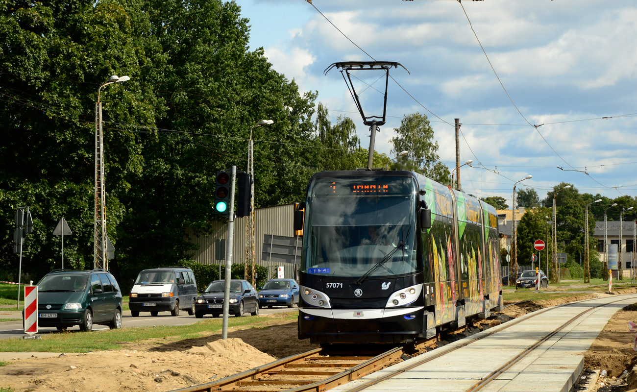 Рига, Škoda 15T ForCity Alfa Riga № 57071