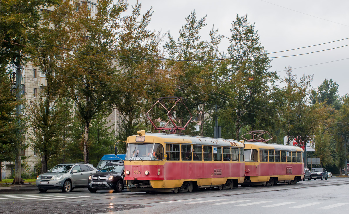 Jekatyerinburg, Tatra T3SU — 654