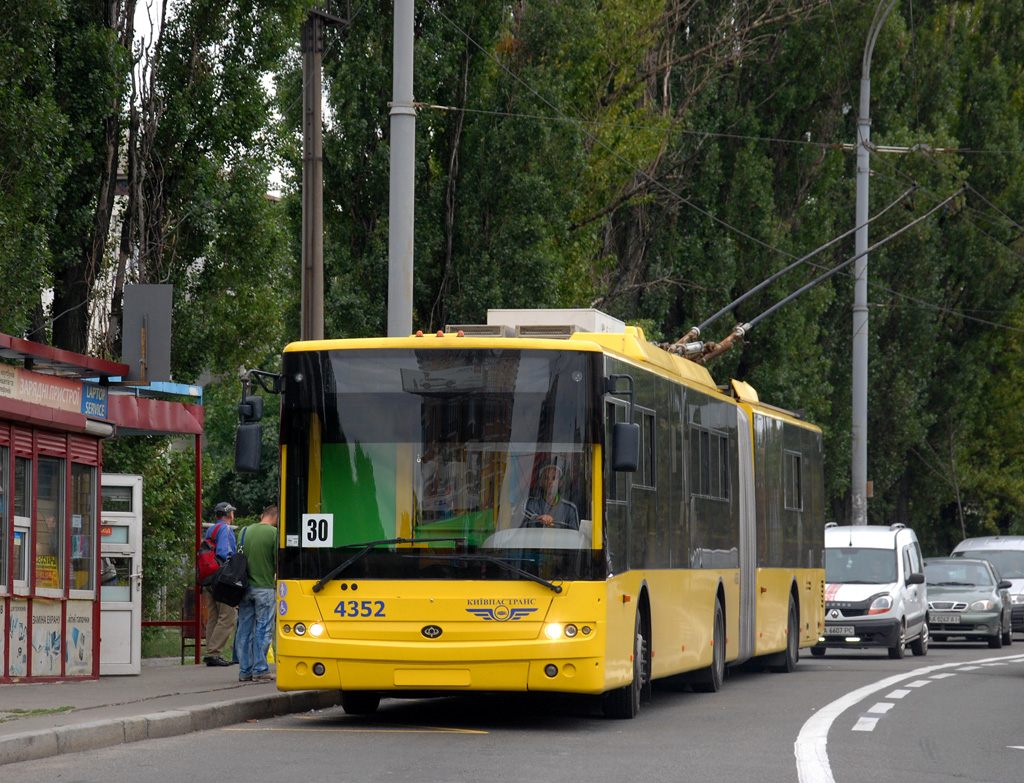 Киев, Богдан Т90110 № 4352