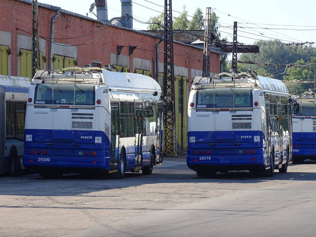 Рига, Škoda 24Tr Irisbus Citelis № 29200; Рига, Škoda 24Tr Irisbus Citelis № 28576