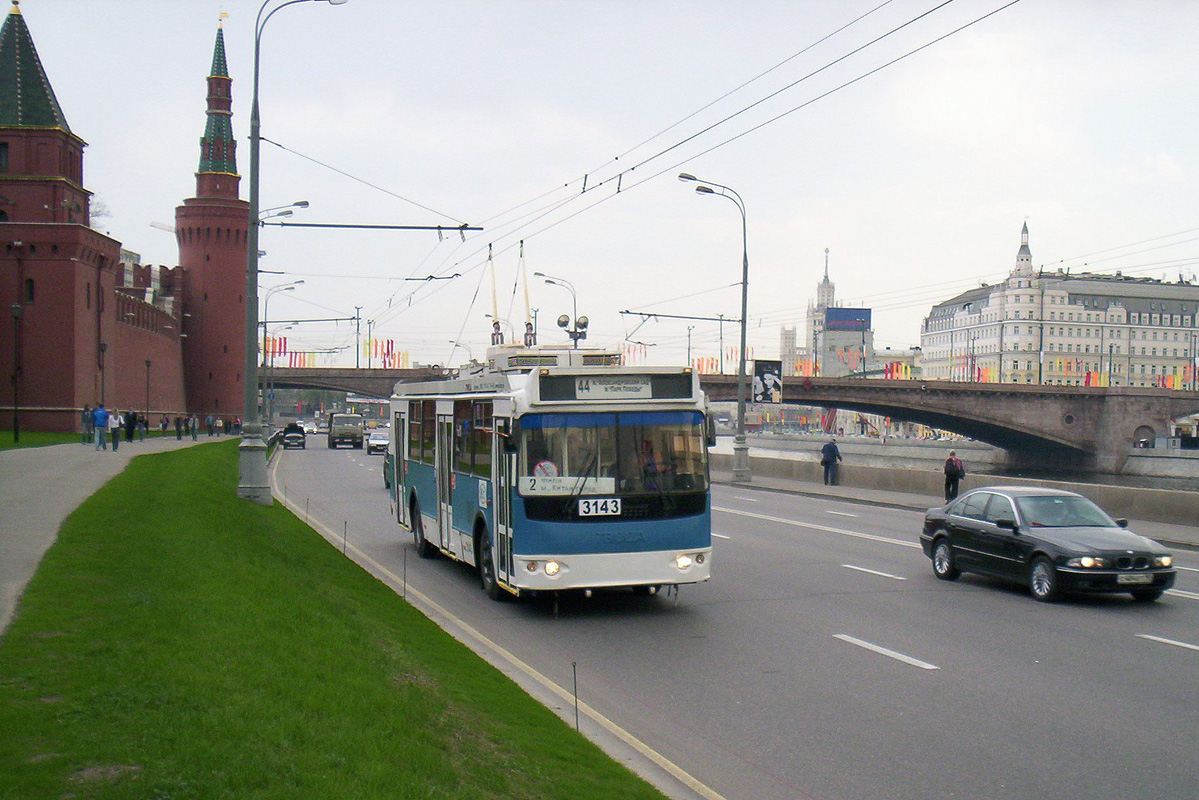 Москва, ЗиУ-682Г-016.02 (с широкой 1-й дверью) № 3143