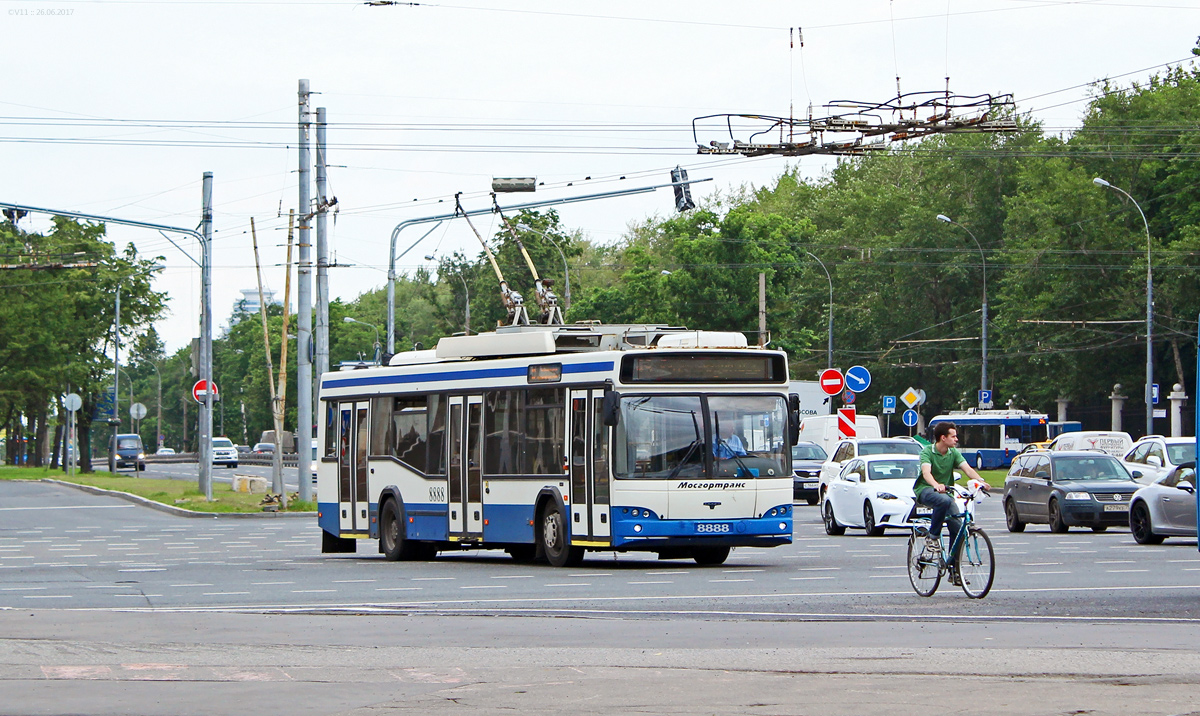 Москва, СВАРЗ-МАЗ-6235.00 № 8888