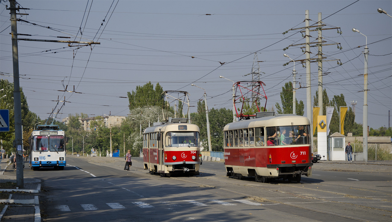 Мариуполь, ЮМЗ Т2 № 1816; Мариуполь, Tatra T3SUCS № 704; Мариуполь, Tatra T3SUCS № 711