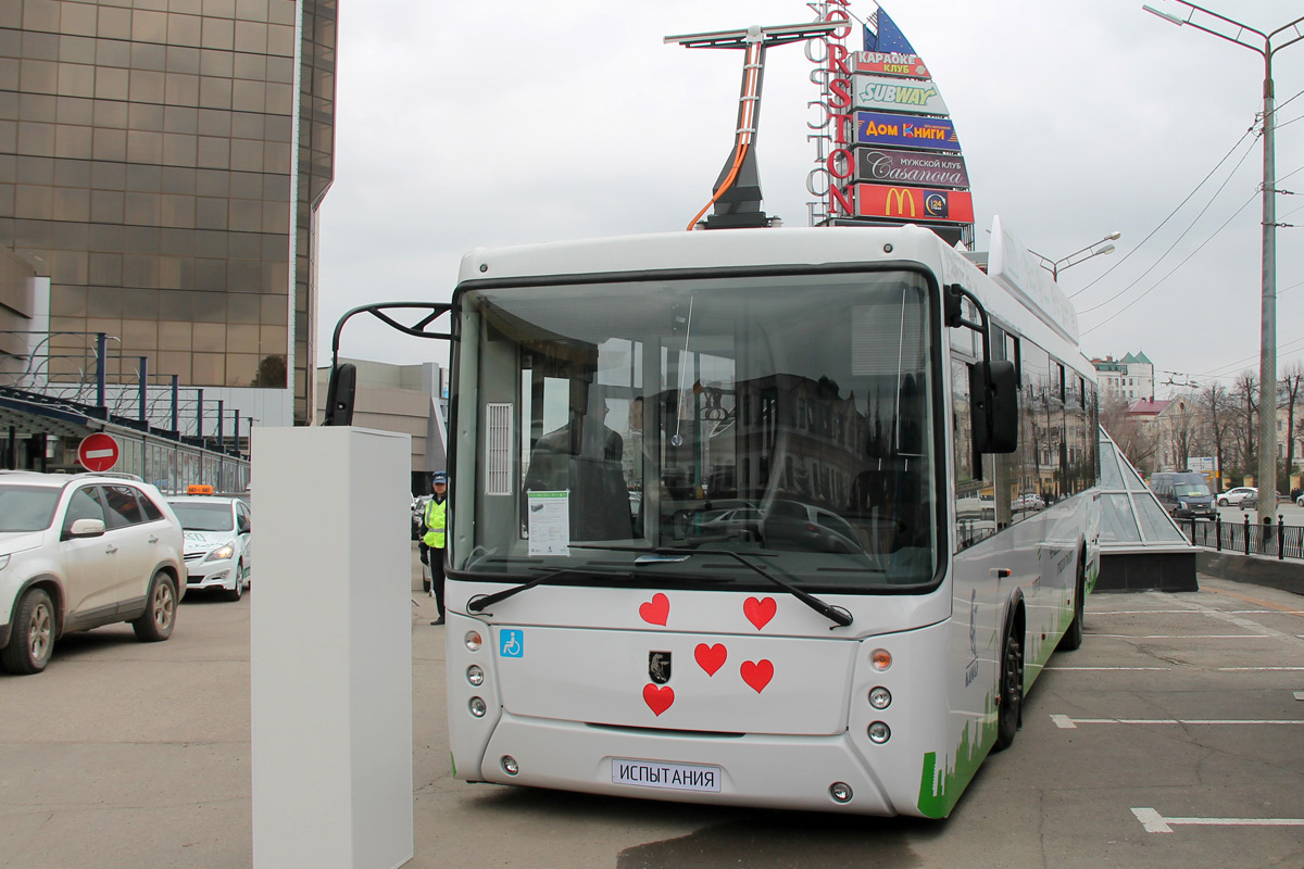 Набережные Челны, КАМАЗ-6282 № В 762 УС 16; Казань — Транспортные зарисовки