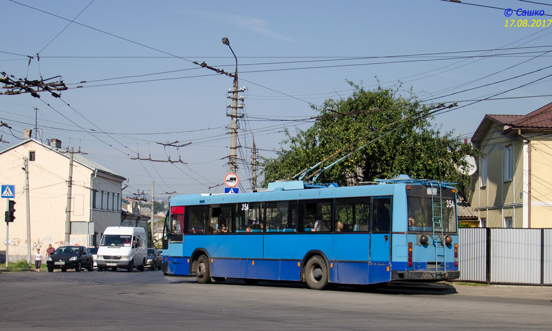 Черновцы, Den Oudsten B88 № 354