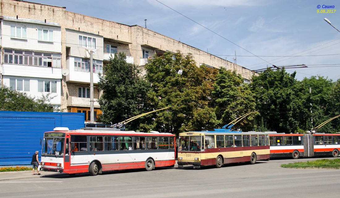 Чернивци, Škoda 14TrR № 364; Чернивци, Škoda 14Tr07 № 338; Чернивци, Škoda 15Tr07/6 № 358