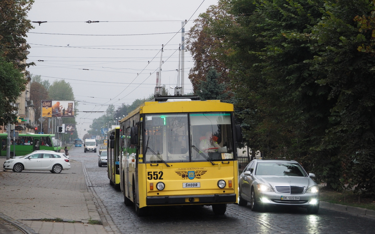 Львов, Škoda 14Tr89/6 № 552