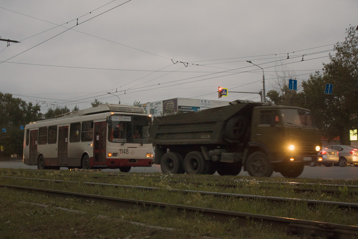 Челябинск, ЛиАЗ-5280 (ВЗТМ) № 1148