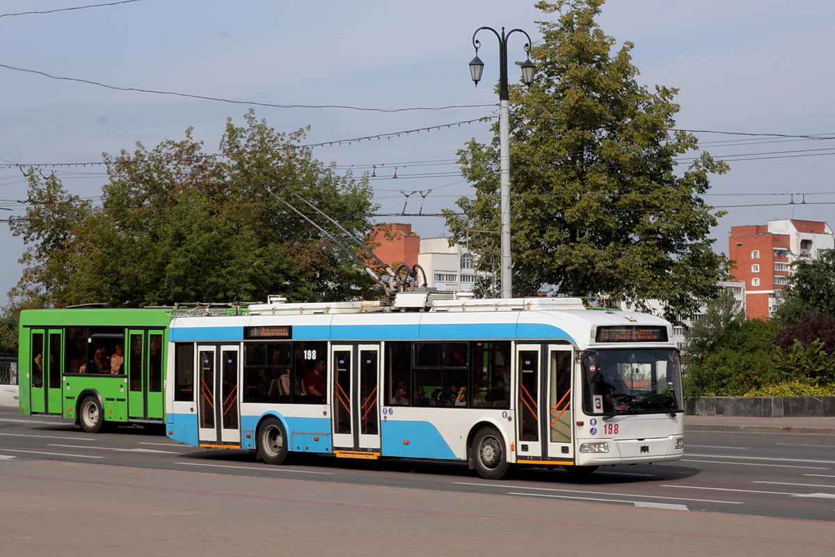 Витебск, БКМ 321 № 198