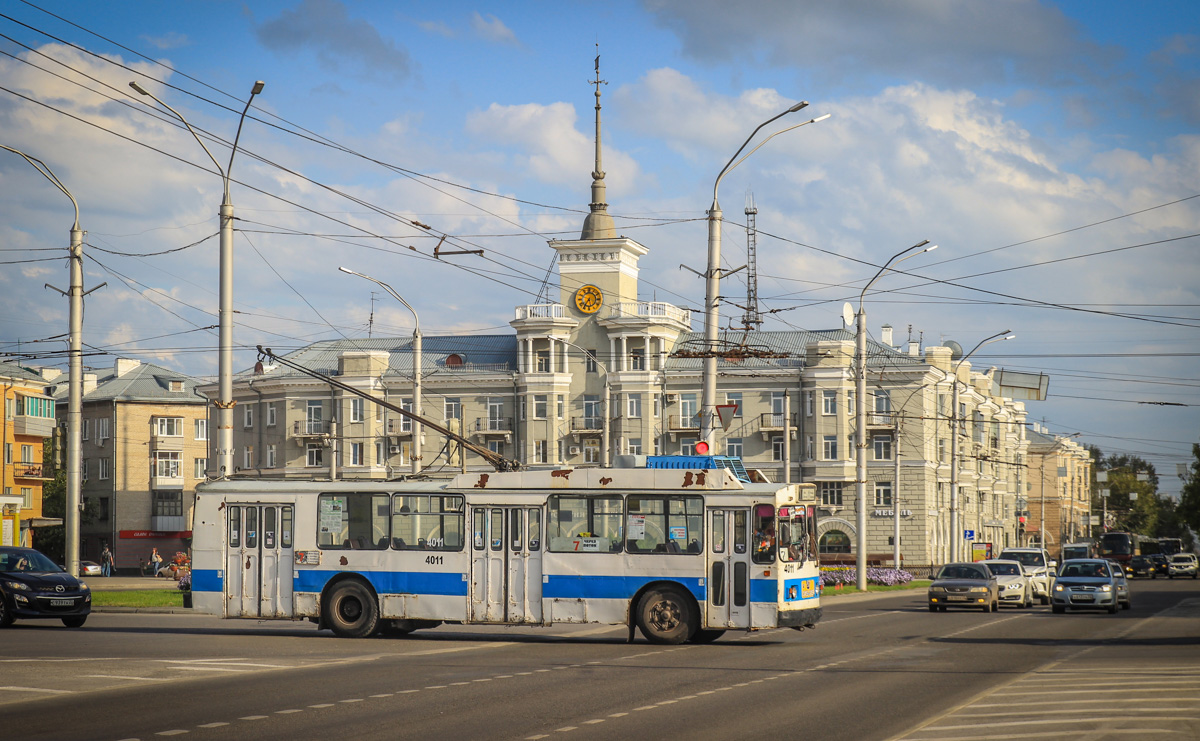 Барнаул, ЗиУ-682 КВР БТРМ № 4011 Барнаул, ЗиУ-682 КВР БТРМ № 4011