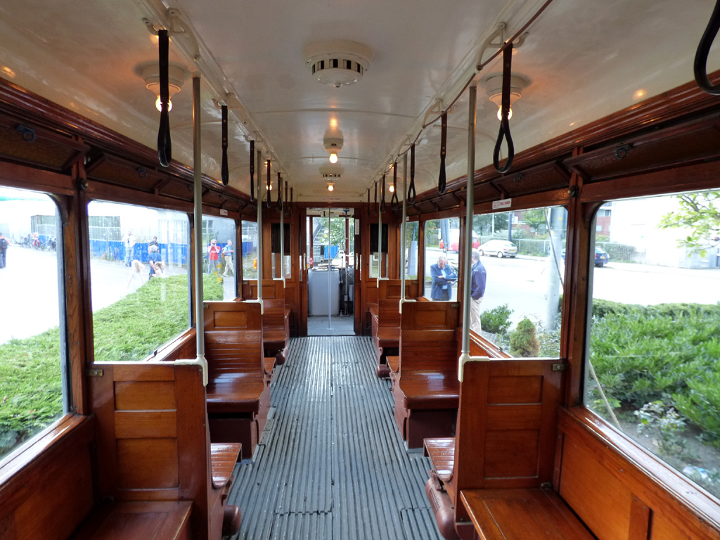 Amsterdam, Beijnes 2-axle motor car Nr. 464