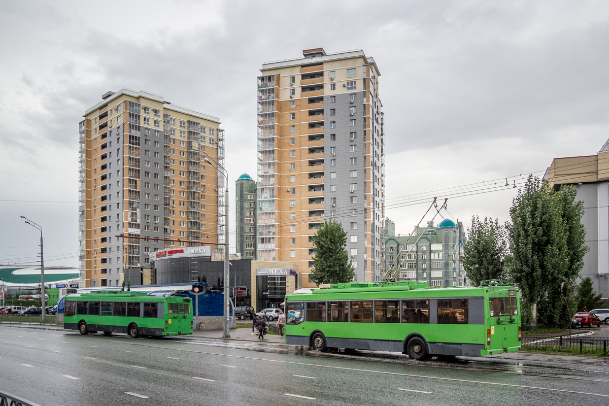 Казань, Тролза-5275.05 «Оптима» № 1102; Казань, Тролза-5275.03 «Оптима» № 1404