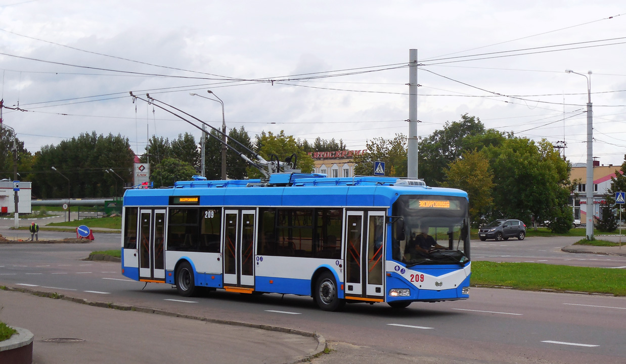 Vitsebsk, BKM 321 № 209; Vitsebsk — New trams and trolleybuses from the factory Vitsebsk, BKM 321 № 209; Vitsebsk — New trams and trolleybuses from the factory