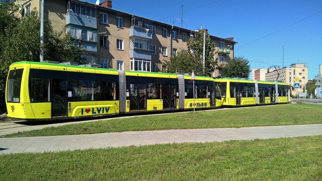Львов, Electron T3L44 № 1183; Львов, Electron T3L44 № 1187