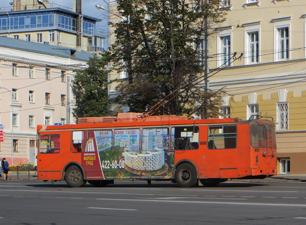 Nizhny Novgorod, ZiU-682G-016.03 # 1696