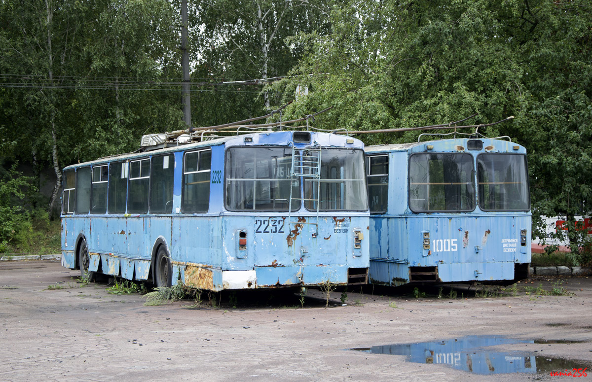 Житомир, ЗиУ-682В [В00] № 2232; Житомир, ЗиУ-682В [В00] № 1005