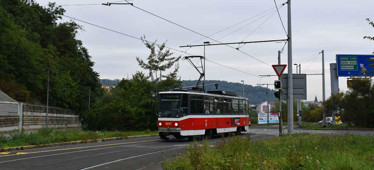 Прага, Tatra T6A5 № 8637