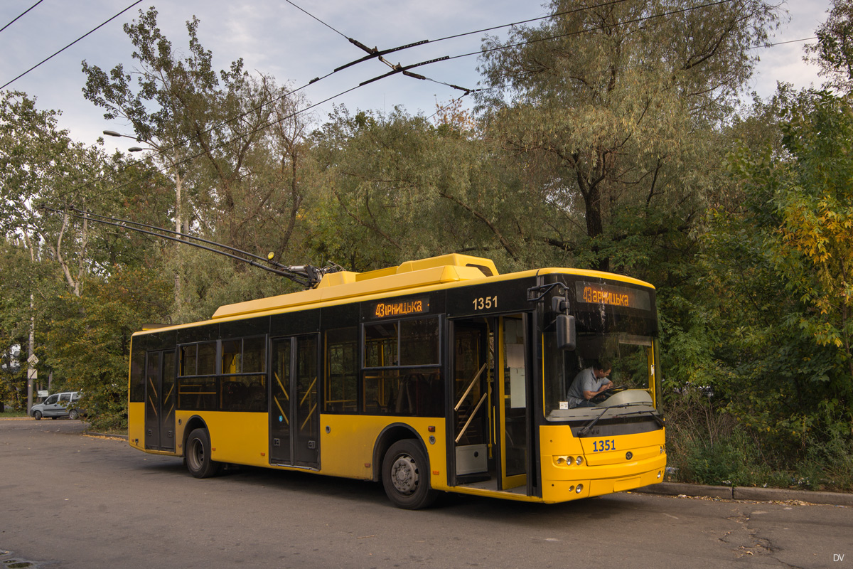 Киев, Богдан Т70110 № 1351