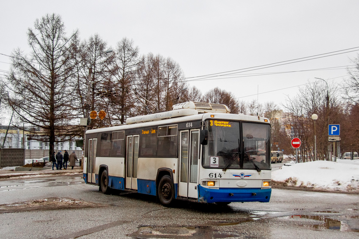 Kirov, BTZ-52768R Br. 614