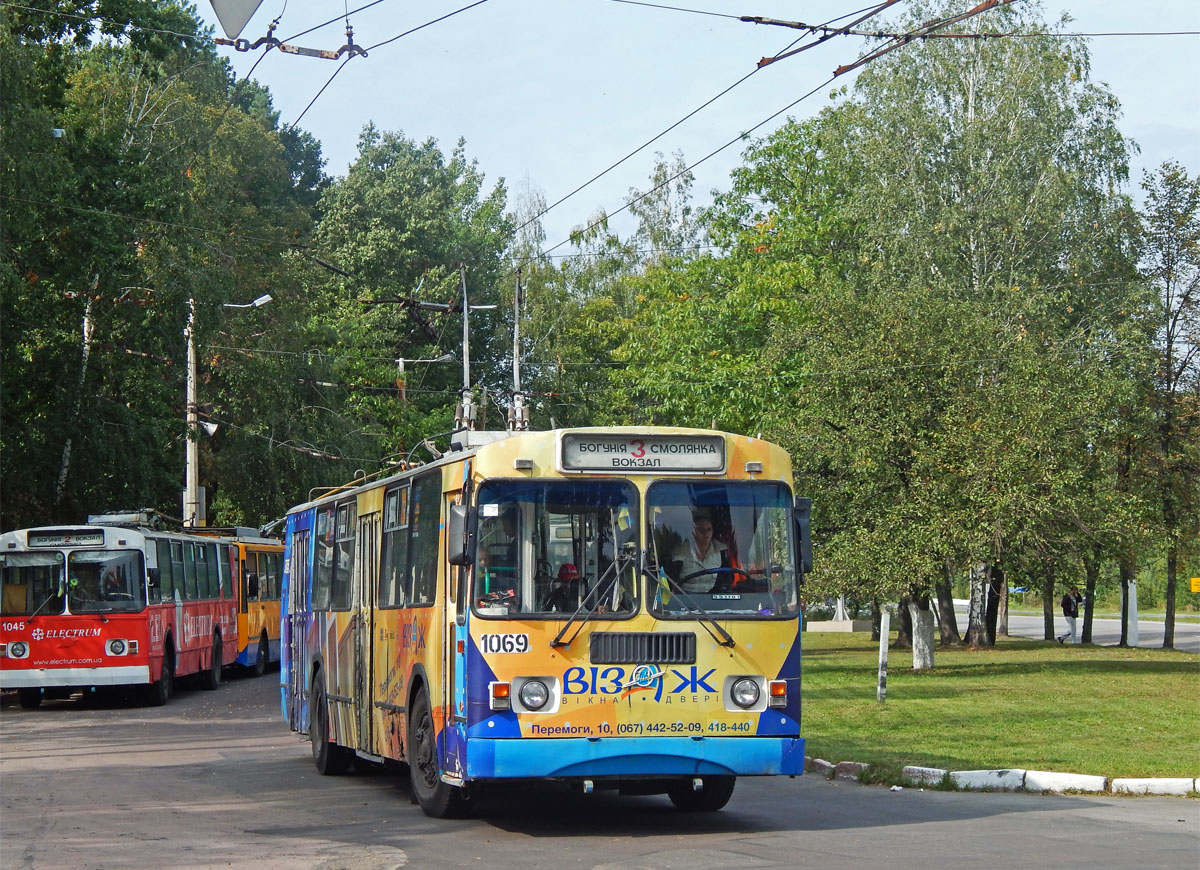 Житомир, ЗиУ-682Г-016 (018) № 1069