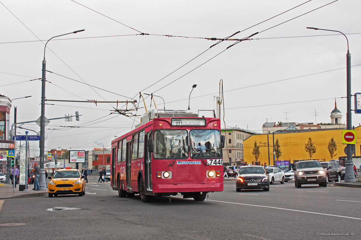Москва, ЗиУ-682ГМ1 (с широкой передней дверью) № 7440