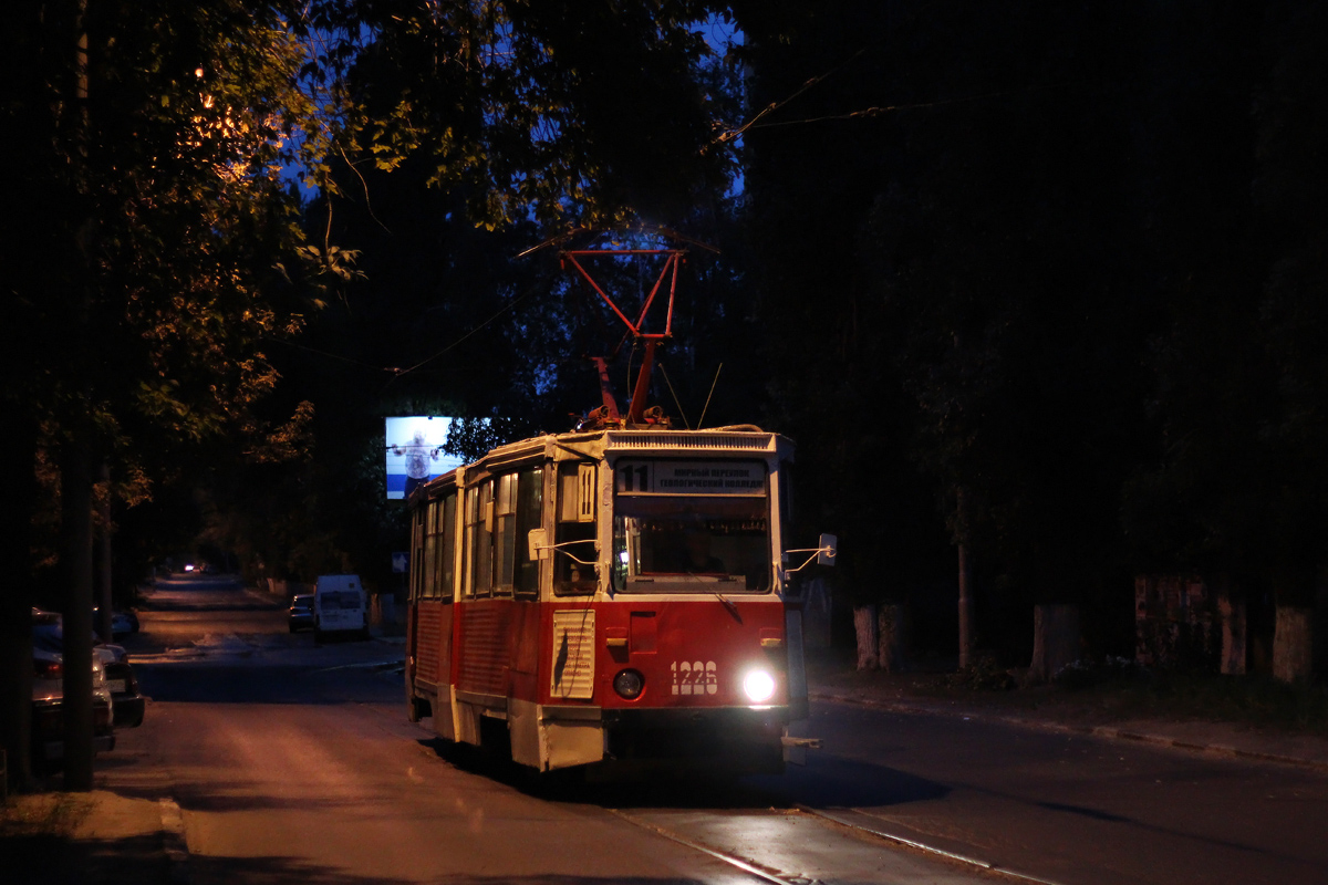 Saratov, 71-605 (KTM-5M3) N°. 1226