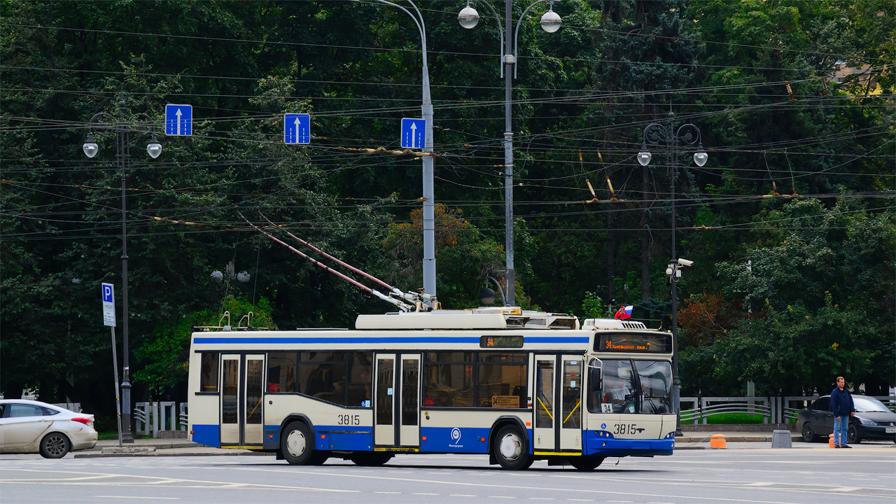 Москва, СВАРЗ-МАЗ-6235.00 № 3815