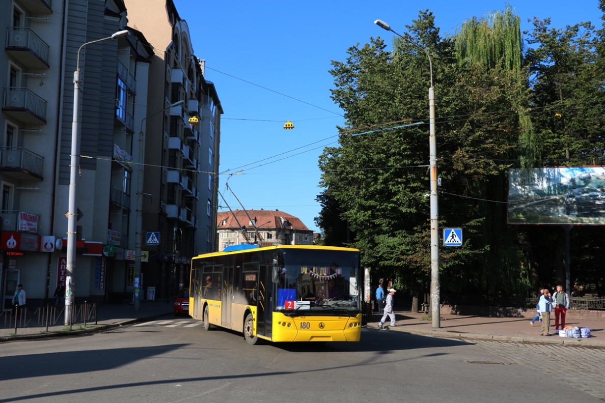 Ивано-Франковск, ЛАЗ E183D1 № 180