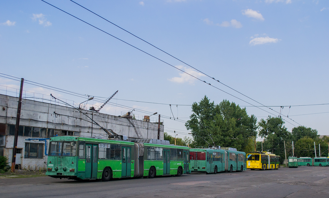 Киев, Киев-12.03 № 4050