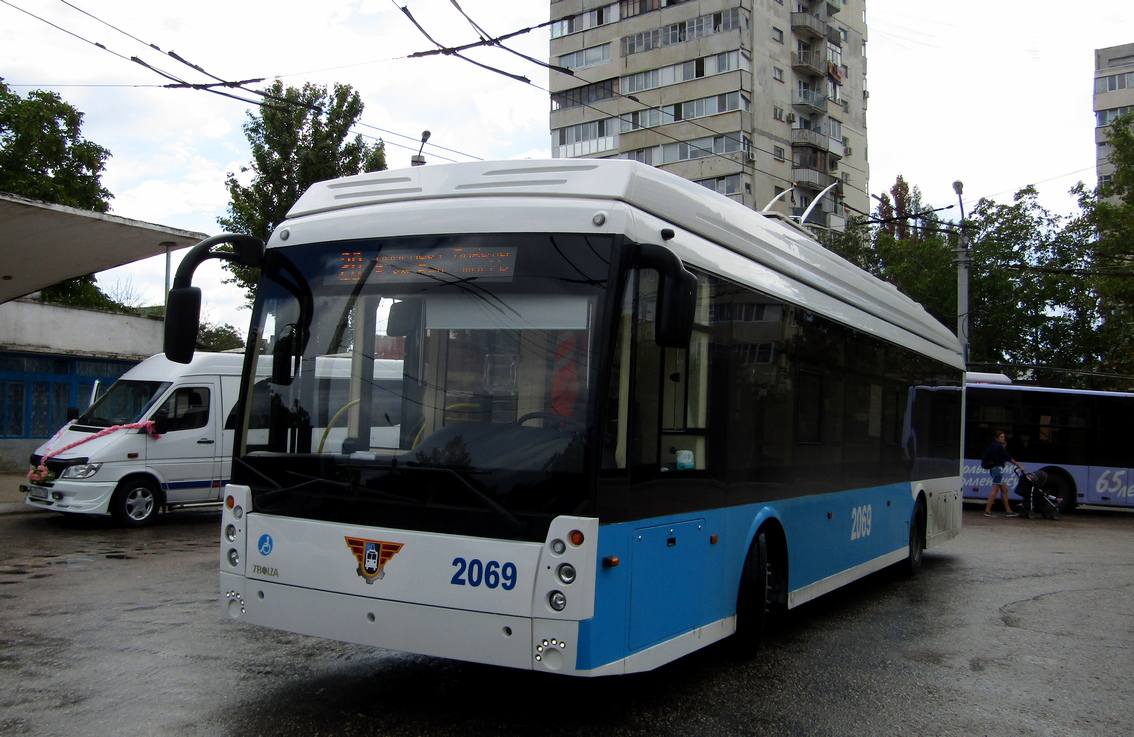 Севастополь, Тролза-5265.02 «Мегаполис» № 2069