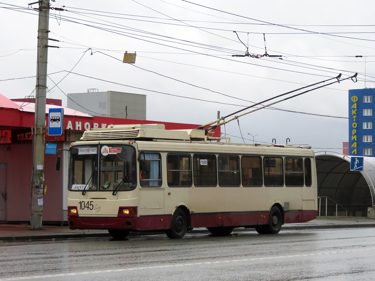 Chelyabinsk, LiAZ-5280 (VZTM) č. 1045