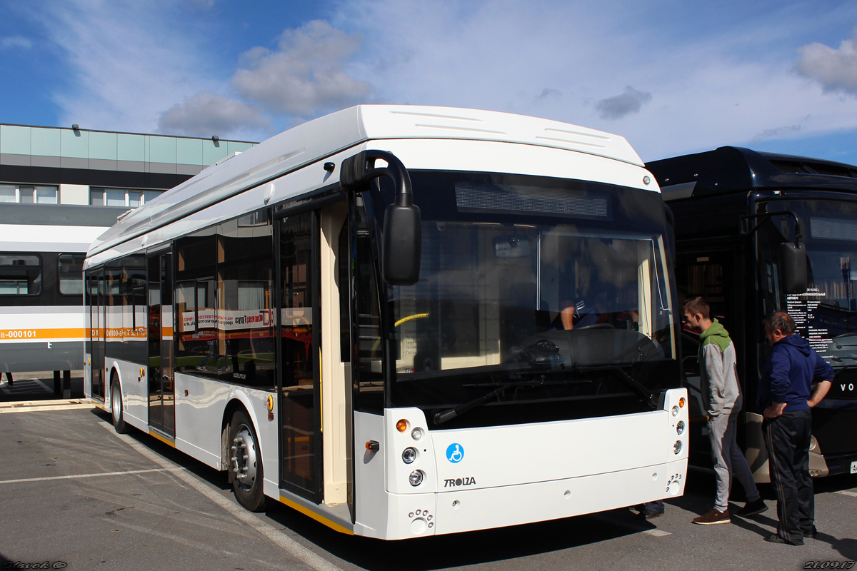 Энгельс, Тролза-5265.03 «Мегаполис» № Б/н; Ульяновск — Выставка пассажирского общественного транспорта 22 и 23 сентября 2017 г.