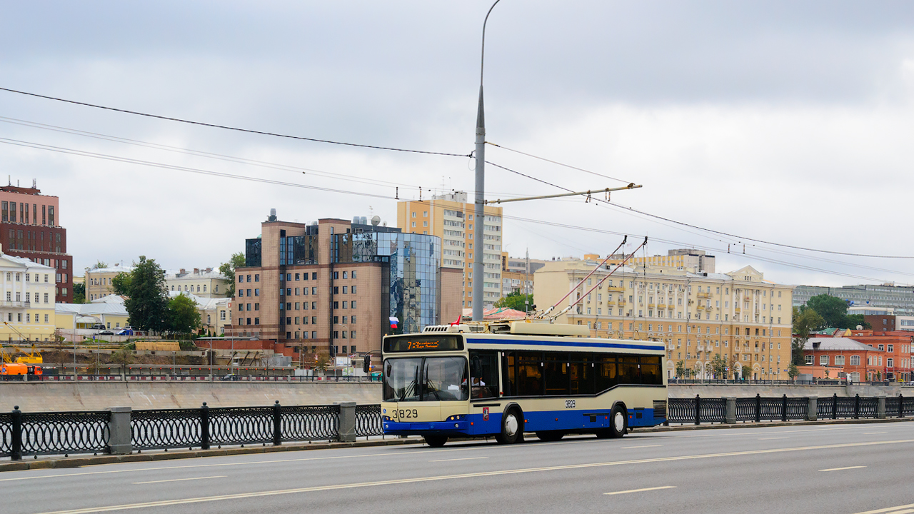 Москва, СВАРЗ-МАЗ-6235.00 № 3829 Москва, СВАРЗ-МАЗ-6235.00 № 3829