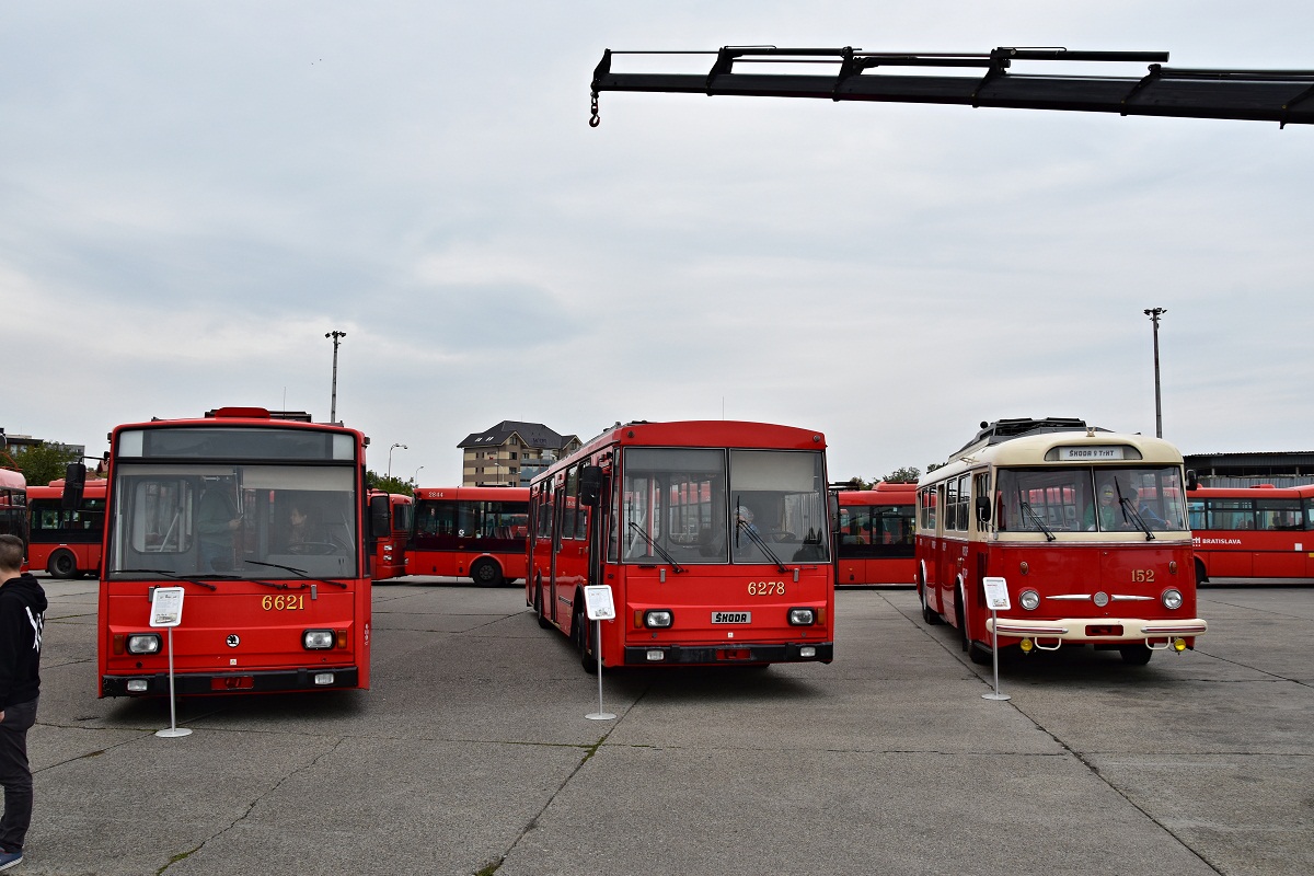 Братислава, Škoda 15Tr13/6M № 6621; Братислава, Škoda 14Tr10/6 № 6278; Братислава, Škoda 9TrH25 № 152; Братислава — Deň otvorených dverí v DPB 2017 * День открытых дверей