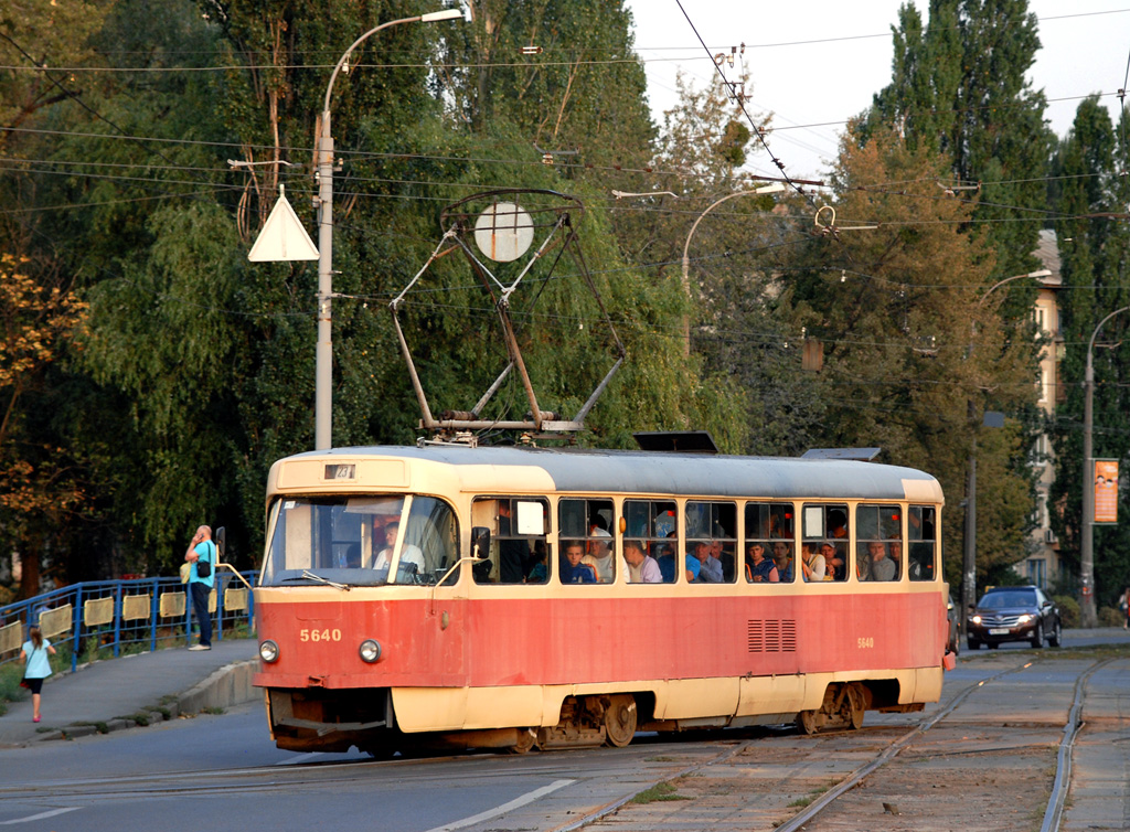 Киев, Tatra T3SU № 5640