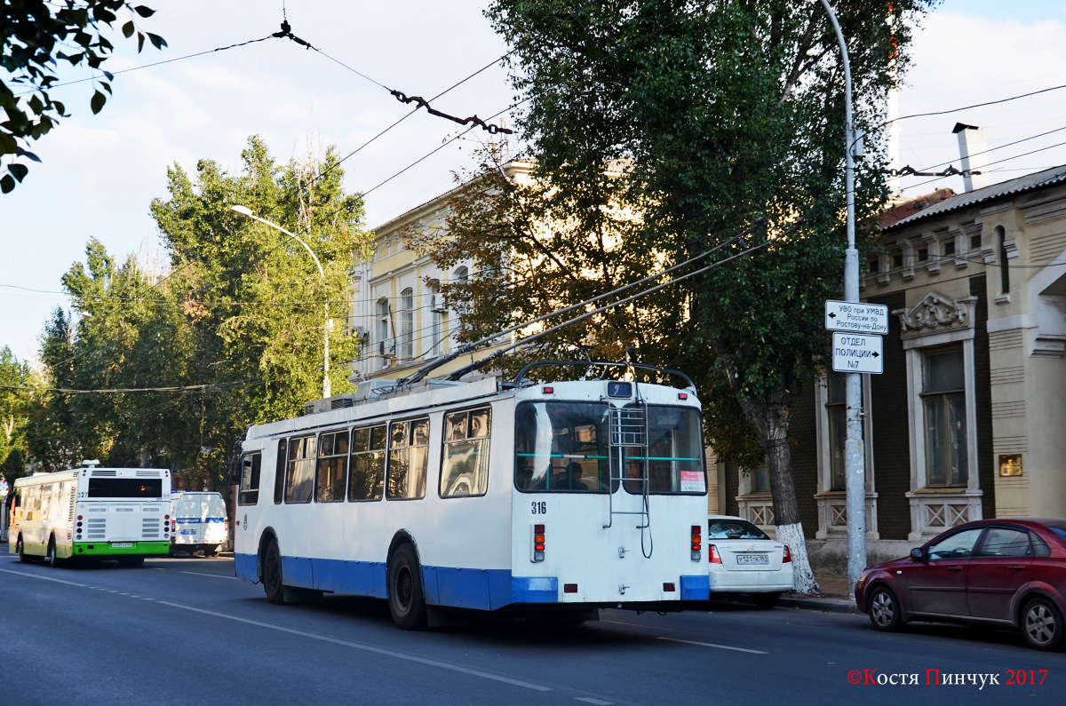 Ростов-на-Дону, ЗиУ-682Г-016.02 (с широкой 1-й дверью) № 316