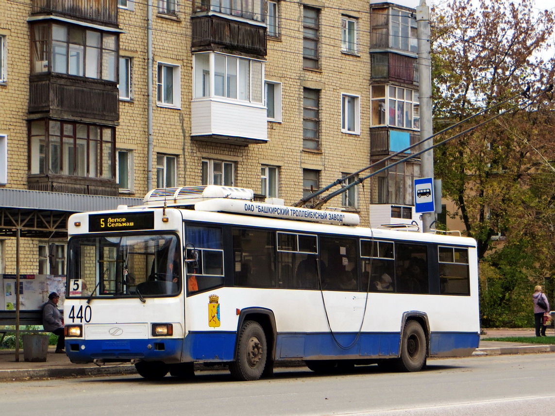 Киров, БТЗ-52764Р № 440