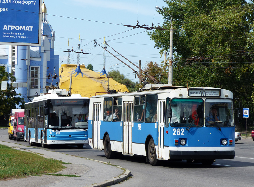 Винница, ЗиУ-682В-012 [В0А] № 282; Винница, Богдан Т70117 № 018